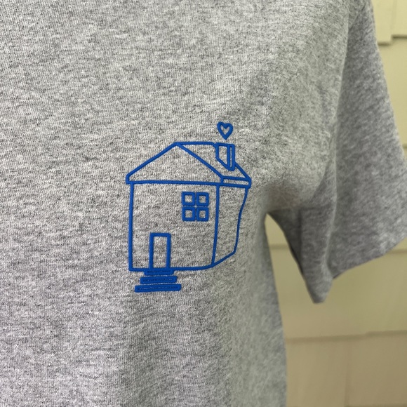 NWOT Harry's House Tracklist Tee unisex S - Picture 4 of 6